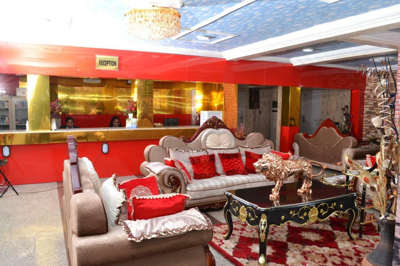 Limoh Suites Benin City Kültér fotó